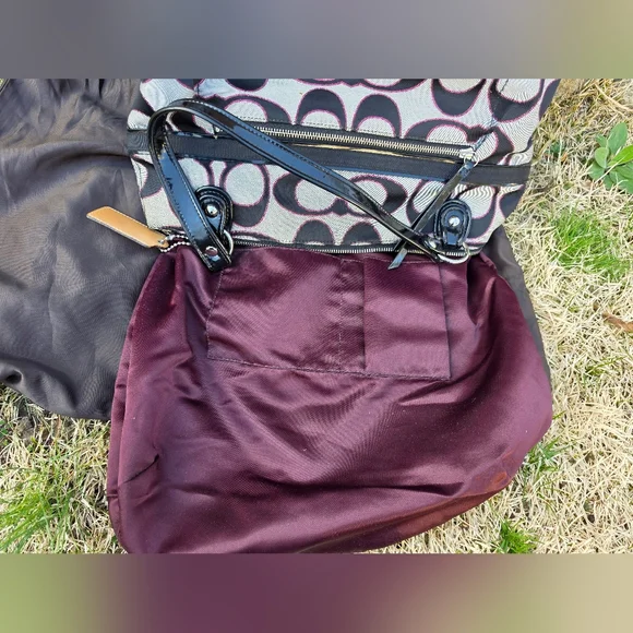 Coach Poppy Metallic Signature Tote Bag. - Picture 12 of 16